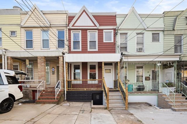 77 BOYD AVE, Jc, West Bergen, NJ 07304