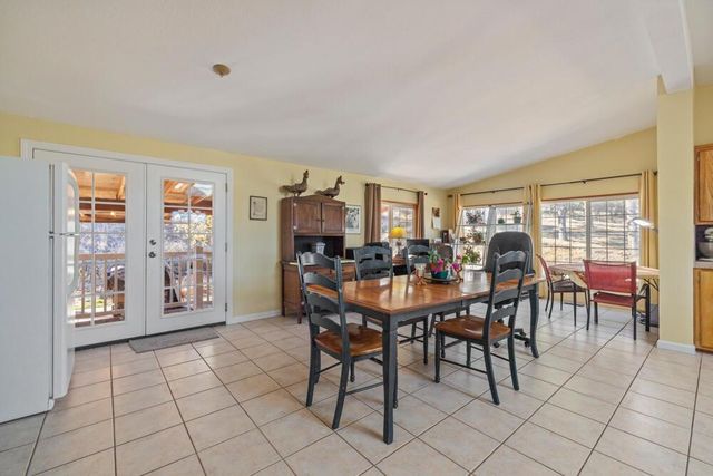 17550 S Poe Valley Road, Klamath Falls, OR 97603