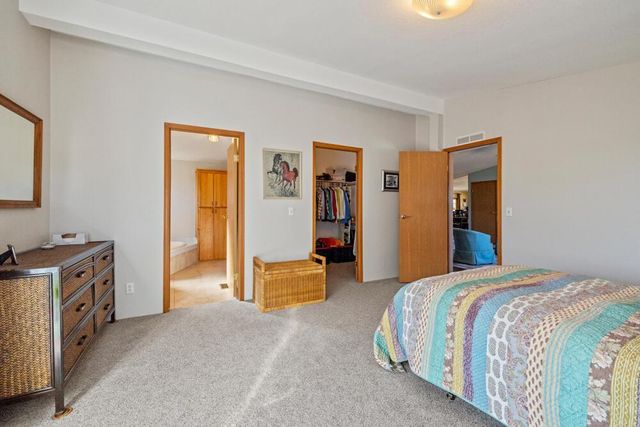 17550 S Poe Valley Road, Klamath Falls, OR 97603