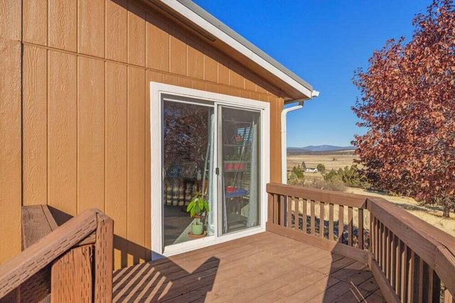 17550 S Poe Valley Road, Klamath Falls, OR 97603