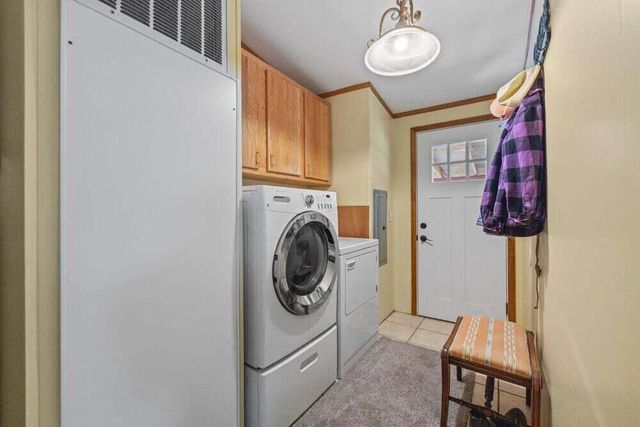 17550 S Poe Valley Road, Klamath Falls, OR 97603