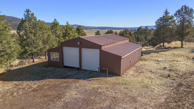 17550 S Poe Valley Road, Klamath Falls, OR 97603