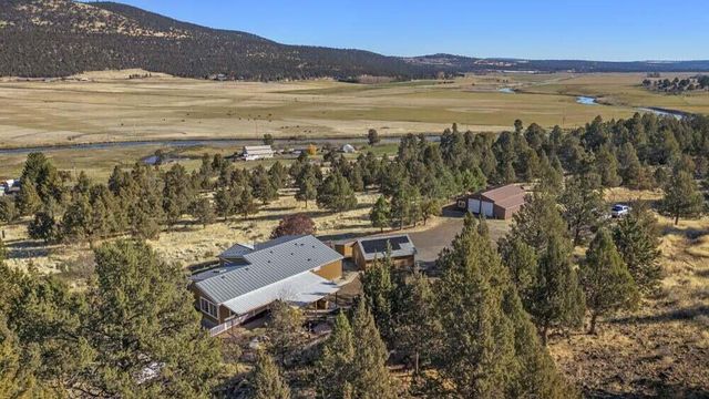 17550 S Poe Valley Road, Klamath Falls, OR 97603