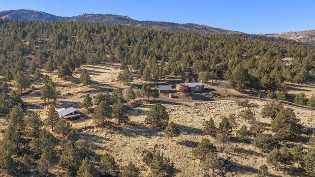 17550 S Poe Valley Road, Klamath Falls, OR 97603