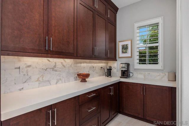 17004 Rendezvous Cir, San Diego, CA 92127