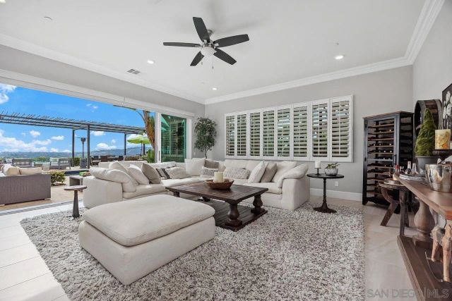 17004 Rendezvous Cir, San Diego, CA 92127