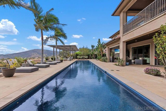 17004 Rendezvous Cir, San Diego, CA 92127