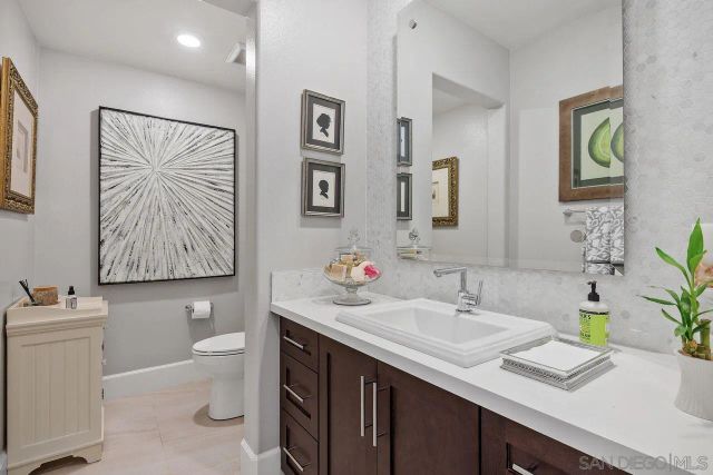 17004 Rendezvous Cir, San Diego, CA 92127