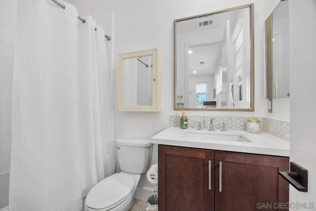 17004 Rendezvous Cir, San Diego, CA 92127
