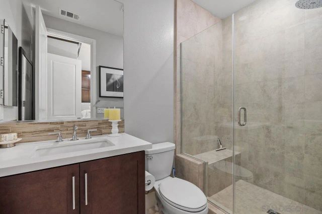 17004 Rendezvous Cir, San Diego, CA 92127