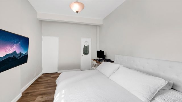 365 Bronx River Road 1F, Yonkers, NY 10704
