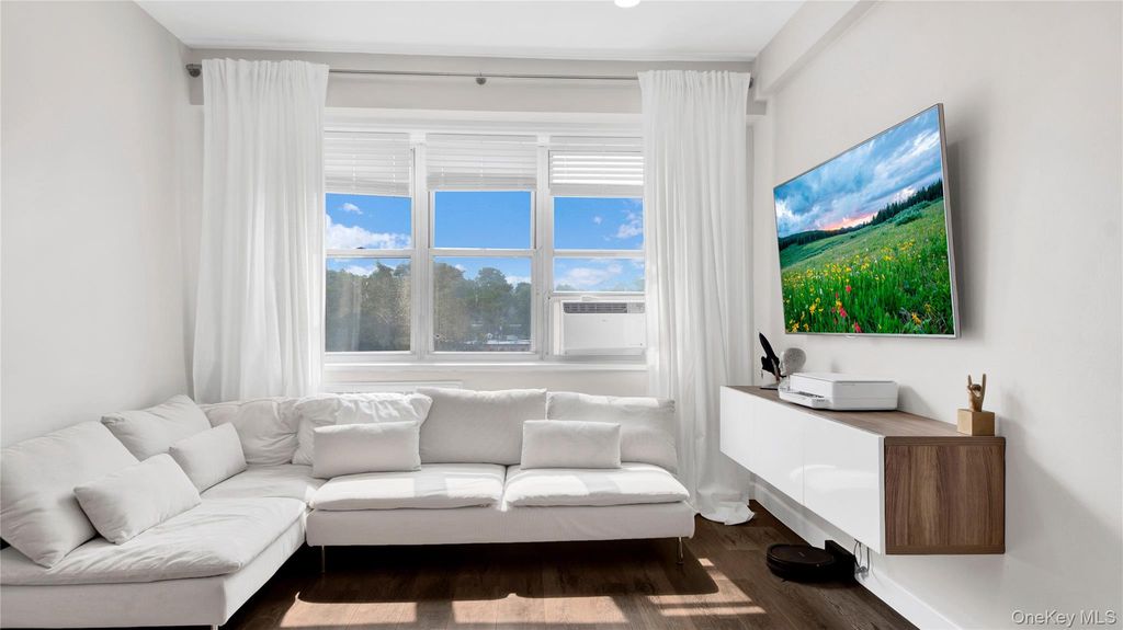 365 Bronx River Road 1F, Yonkers, NY 10704 — photo 4