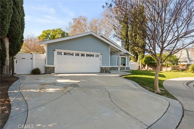 2197 Hurles Avenue, Simi Valley, CA 93063
