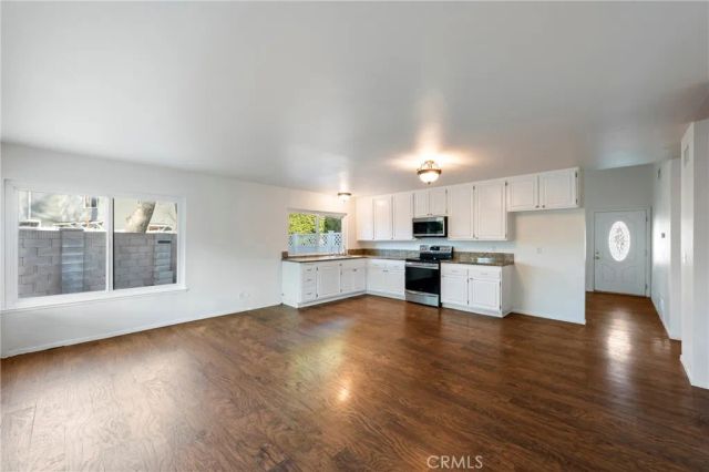 2197 Hurles Avenue, Simi Valley, CA 93063