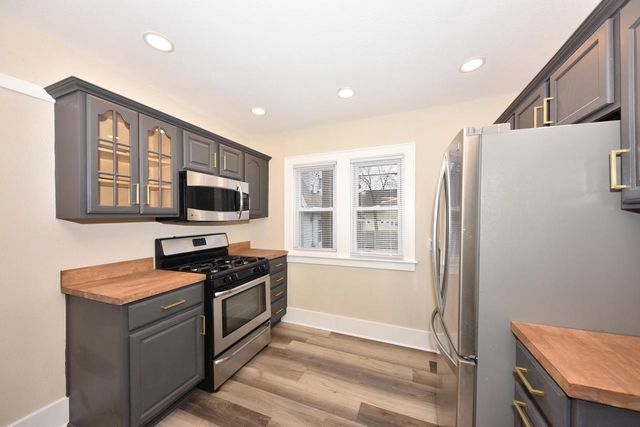 2411 N 54th STREET, Milwaukee, WI 53210