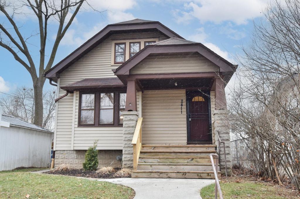 2411 N 54th STREET, Milwaukee, WI 53210