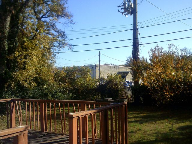 1033 FORREST AVE, Memphis, TN 38105