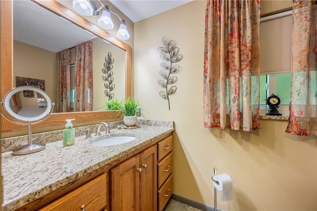 829 Lovetta Drive, Kettering, OH 45429