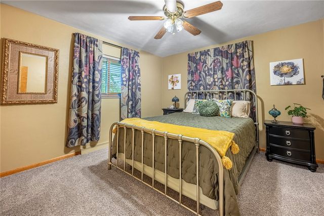 829 Lovetta Drive, Kettering, OH 45429