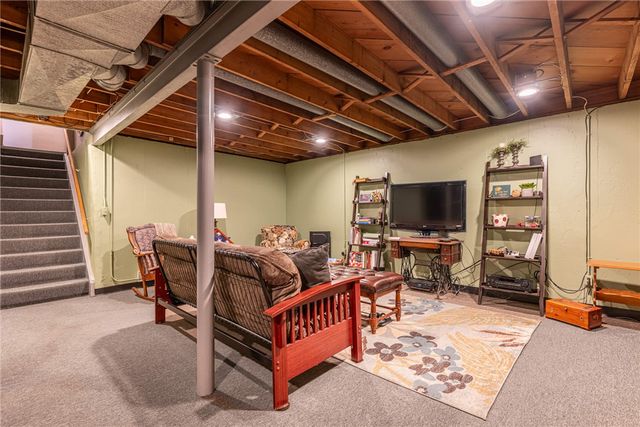829 Lovetta Drive, Kettering, OH 45429