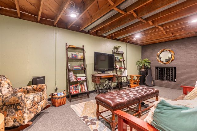 829 Lovetta Drive, Kettering, OH 45429
