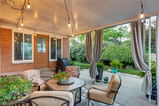829 Lovetta Drive, Kettering, OH 45429