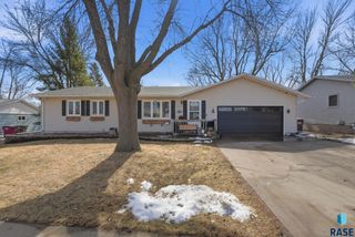 6217 W 46th St Street, Sioux Falls, SD 57106
