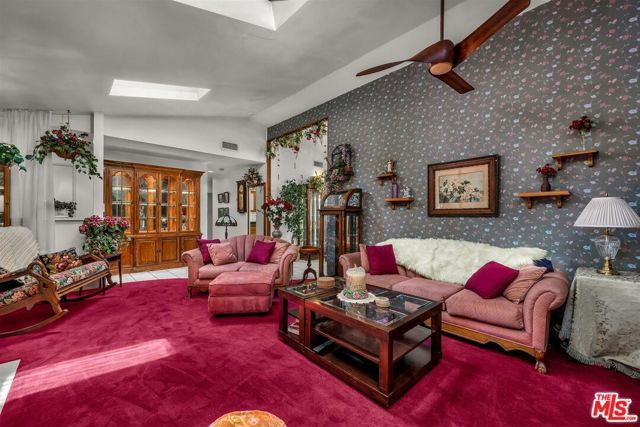16416 Parthenia Street, Los Angeles, CA 91343