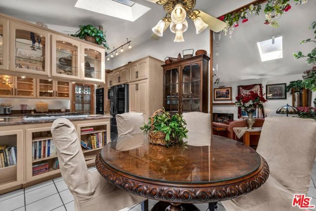 16416 Parthenia Street, Los Angeles, CA 91343