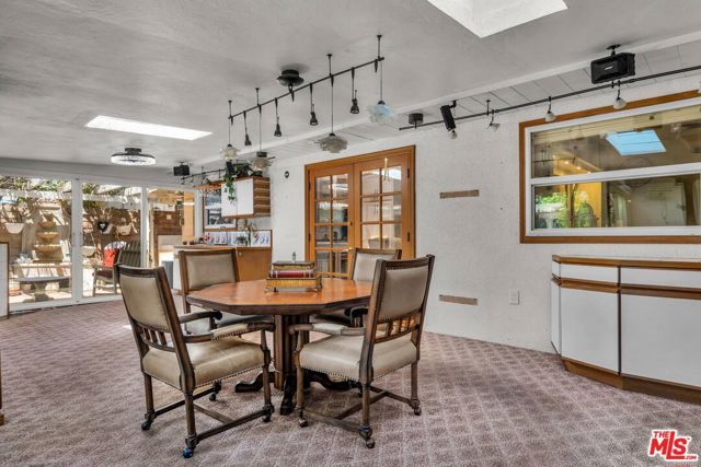 16416 Parthenia Street, Los Angeles, CA 91343
