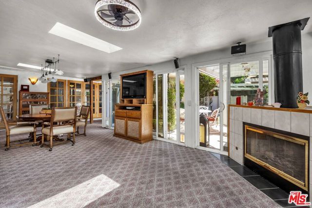 16416 Parthenia Street, Los Angeles, CA 91343