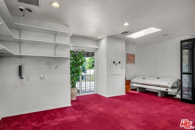 16416 Parthenia Street, Los Angeles, CA 91343