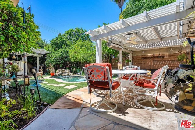 16416 Parthenia Street, Los Angeles, CA 91343