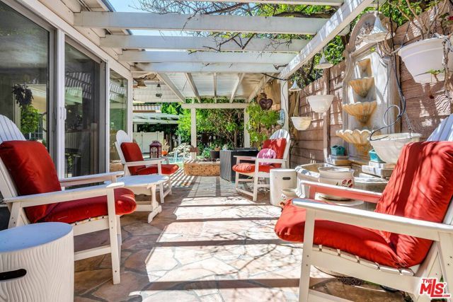 16416 Parthenia Street, Los Angeles, CA 91343
