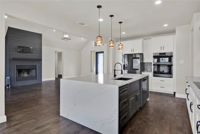 8023 Pennington, Fort Worth, TX 76126