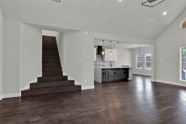 8023 Pennington, Fort Worth, TX 76126