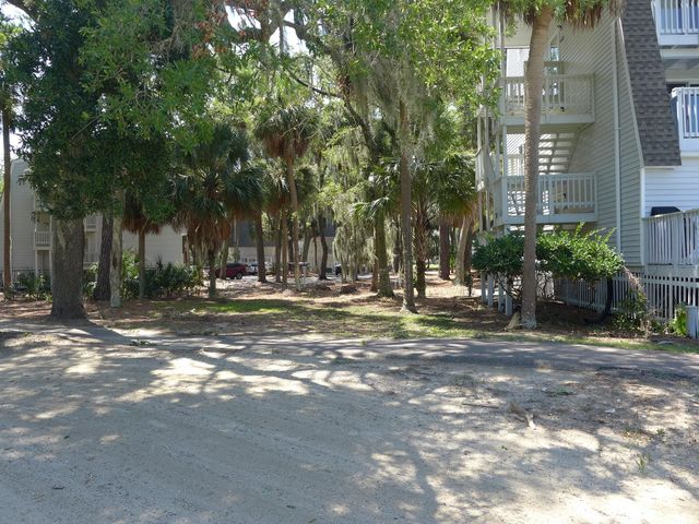 258 Driftwood Lane, Edisto Island, SC 29438