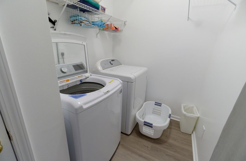 Image 14 of property listing at 274 Sweet Alyssum Drive, Ladson, SC 29456