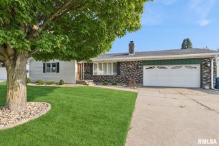 1825 5TH Avenue South, Clinton, IA 52732
