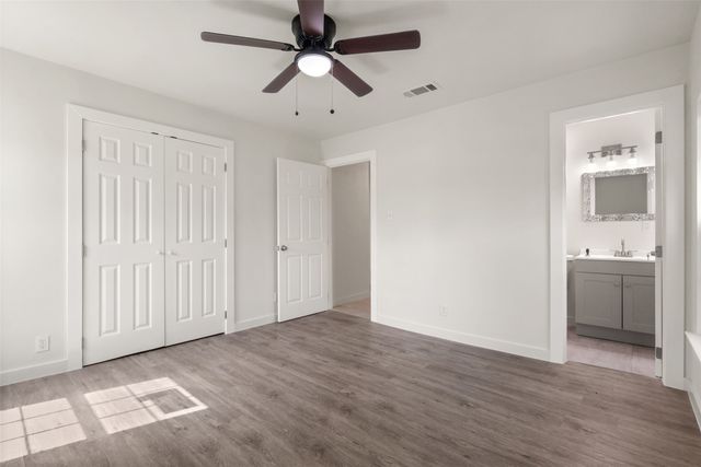 5109 Roxie Street, Haltom City, TX 76117