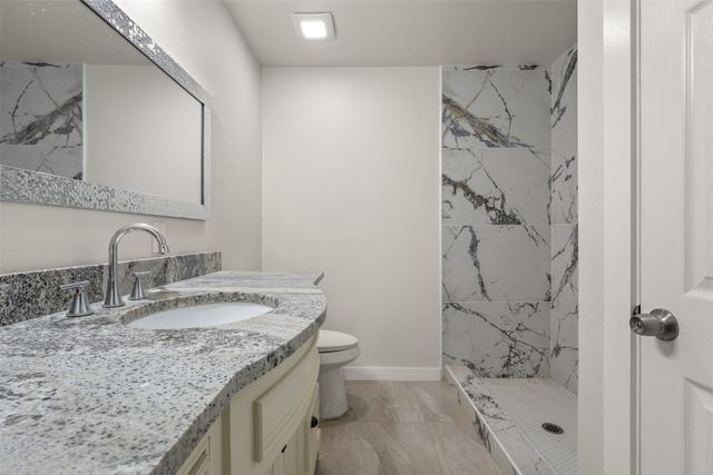 5109 Roxie Street, Haltom City, TX 76117