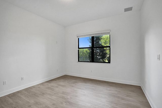 12195 Lake Trail Lane, Parkland, FL 33076