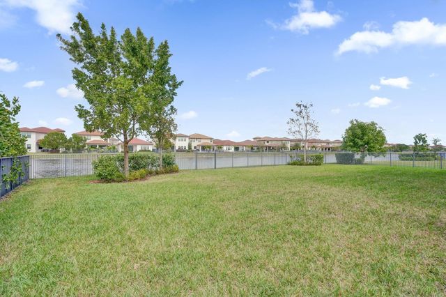 12195 Lake Trail Lane, Parkland, FL 33076