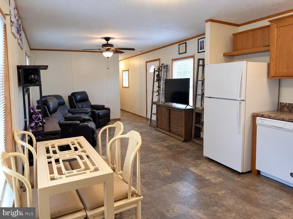 71 COLONIAL DR, CHESILHURST, NJ 08089 — photo 5