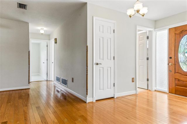 13883 JAMAICA DRIVE, Seminole, FL 33776