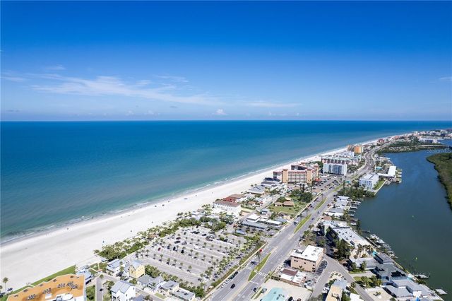 13883 JAMAICA DRIVE, Seminole, FL 33776