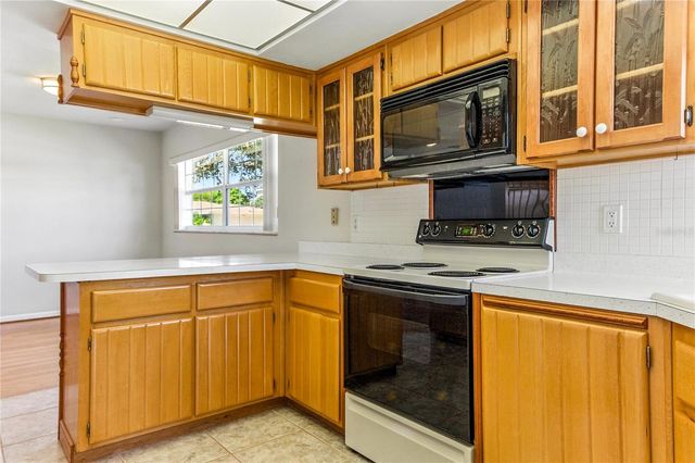 13883 JAMAICA DRIVE, Seminole, FL 33776