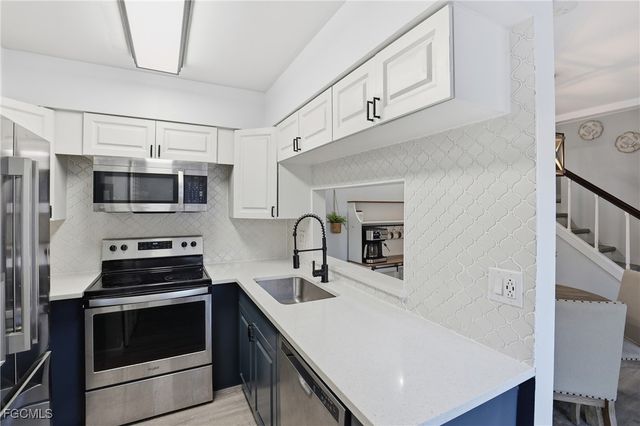 1103 SE 8th TER Unit D, Cape Coral, FL 33990