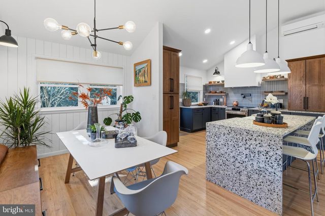 323 E GOWEN AVE, Philadelphia, PA 19119