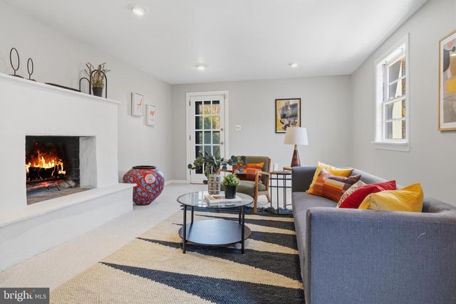 323 E GOWEN AVE, Philadelphia, PA 19119